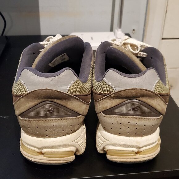 New Balance 2002r Olive Green - Picture 4 of 4